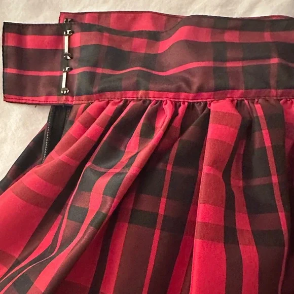 Liz Claiborne Red Plaid Holiday Skirt with Tulle ❤️✨🎄 - Picture 3 of 9